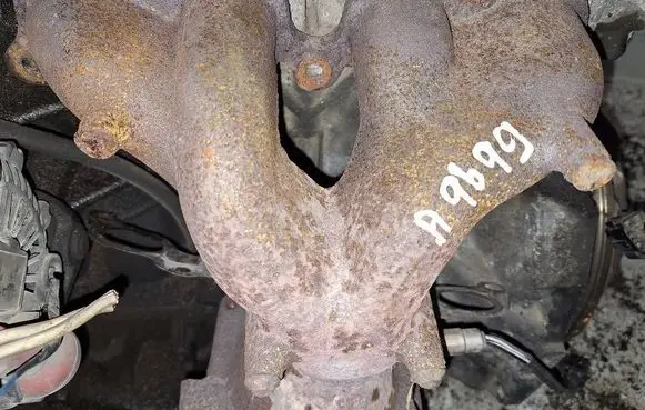 Nissan Micra Exhaust manifold