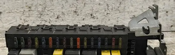 Mercedes-Benz E W211 SAM control unit 2115456901