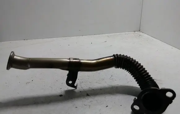 Renault Latitude (L70) EGR valve line/pipe/hose