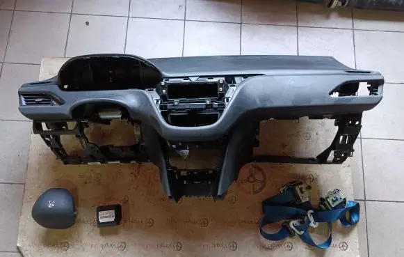 Peugeot 208 I Airbag set with panel 9672829980 053920300