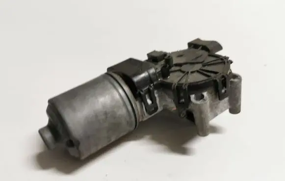 Ford Mondeo MK IV Wiper motor 7S7117508BA