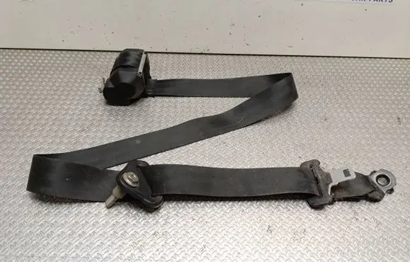 Renault Master II Front seatbelt 040101 43594