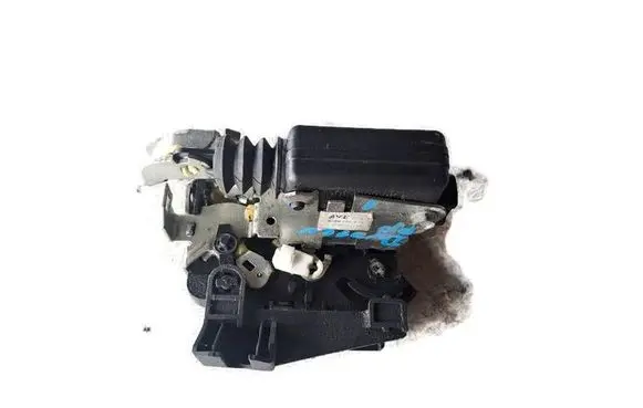 Dacia Duster Front door lock 8200735224