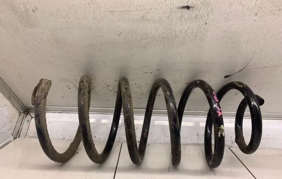 Volvo XC90 Front coil spring
