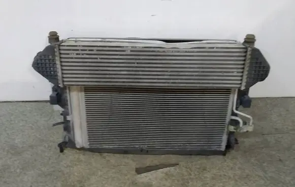 Ford Focus Coolant radiator 