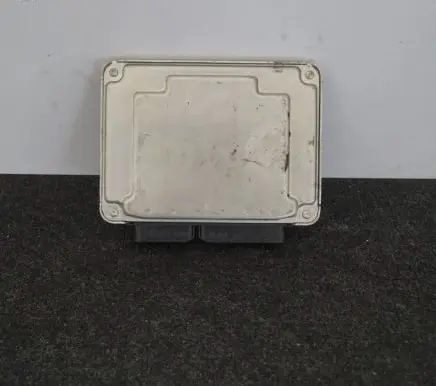 Volkswagen PASSAT B5 Engine control unit/module