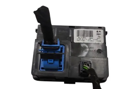Peugeot 3008 II Air conditioner control unit module 9811039380