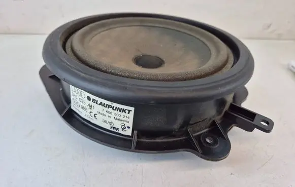 Audi A3 S3 A3 Sportback 8P Front door speaker 8P0035411 7606500214