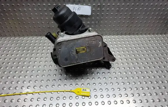 Nissan X-Trail T32 Oil filter mounting bracket S26405573