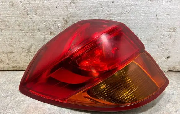 Subaru Outback Rear/tail lights 22020792