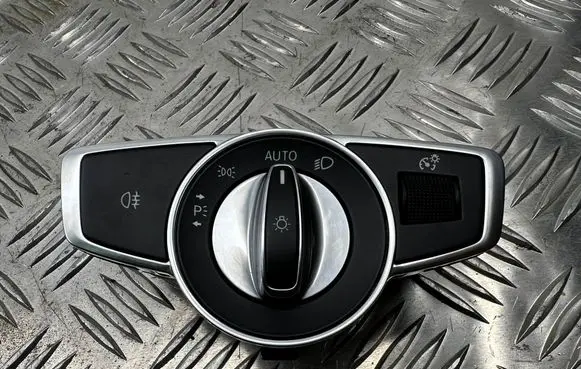 Mercedes-Benz GLC X253 C253 Light switch A2059051810 10132806 10079443