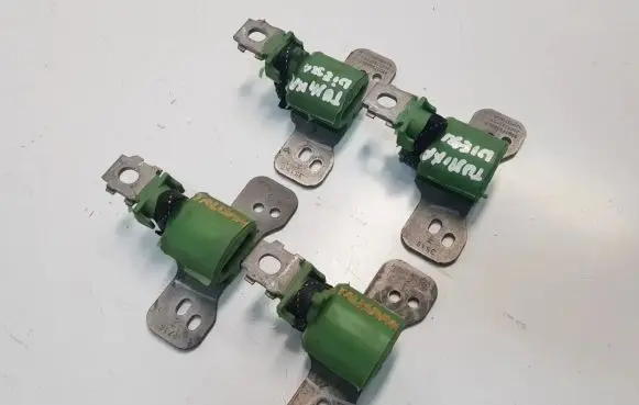 Muffler mount bracket/holder