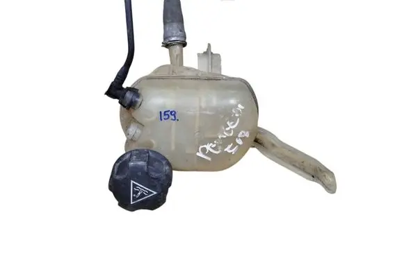 Peugeot 508 Coolant expansion tank/reservoir 