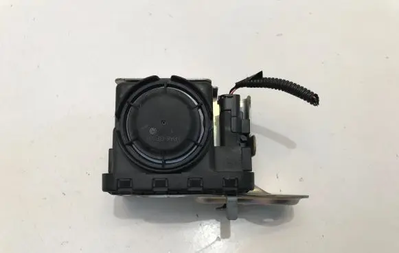 Alarm system siren