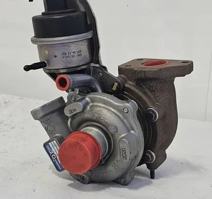 Opel Corsa D Turbo 55225439 55221160