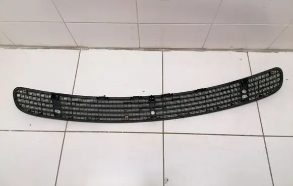 Mercedes-Benz S W220 Bonnet/hood grill 2208800205