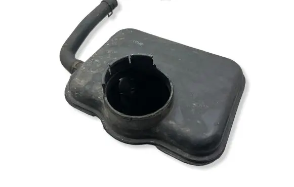 Chevrolet Captiva Intake resonator 96628910