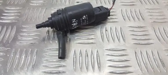 BMW 1 E81 E87 Windscreen/windshield washer pump 7199567