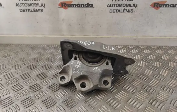 Volvo S90, V90 Engine mount bracket 31460716