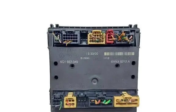 Skoda Fabia Mk1 (6Y) Comfort/convenience module 6Q1937049-kasacj 6Q1937049