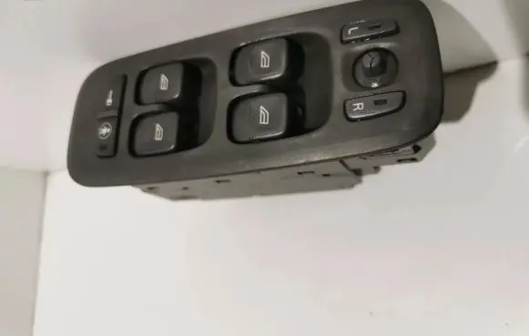 Volvo V70 Electric window control switch 09193383