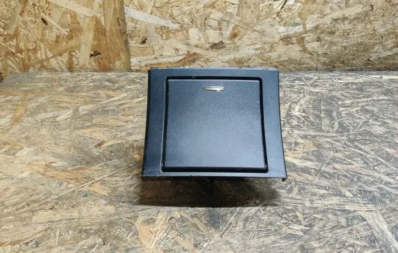 Mercedes-Benz E W212 Ashtray (rear) A2126803850