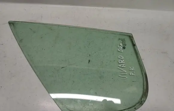 Opel Vivaro Front vent window/glass (coupe) 