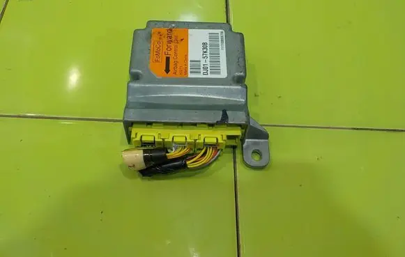 Mazda 2 Airbag control unit/module DJ0157K30B