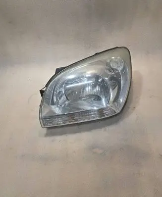 KIA Sportage Headlight/headlamp 1750094