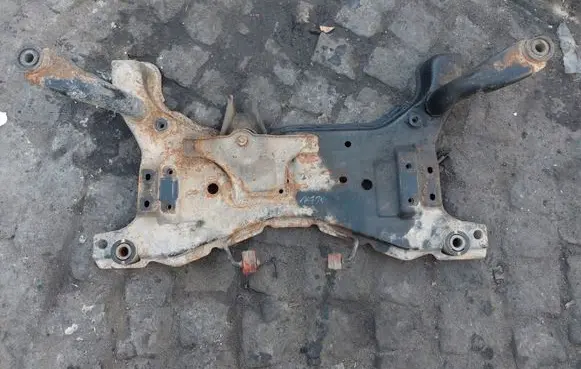 Mazda 3 I Front axle beam