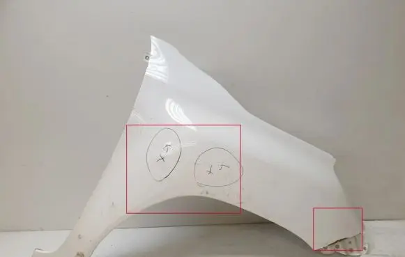 Toyota Hilux VIII Fender