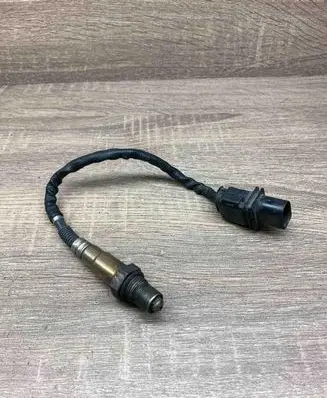 BMW 5 F10 F11 Lambda probe sensor 0281004018
