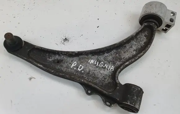Opel Insignia A Front lower control arm/wishbone 13318885