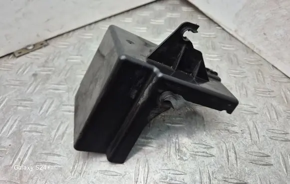 Opel Crossland X ABS pump bracket 9812553580