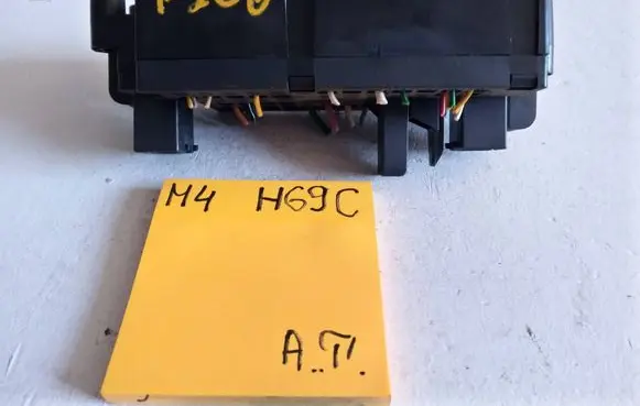 Peugeot 206 Fuse box set 1212123