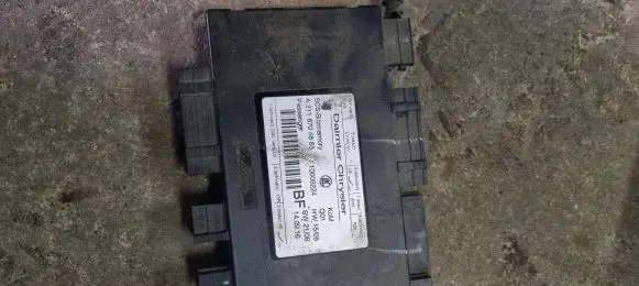 Mercedes-Benz CLS C219 Seat control module A2118704885