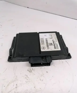 Mercedes-Benz C W205 Blind spot module A0009002809 A0999012100 A0009021629