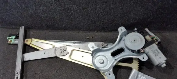 Sliding door window regulator with motor