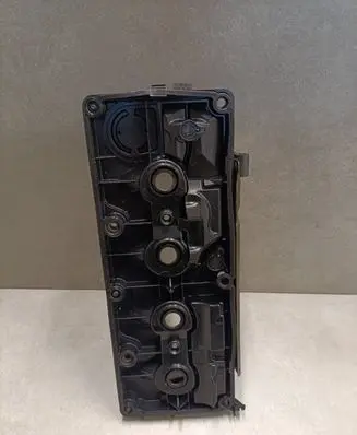 Skoda Octavia Mk2 (1Z) Rocker cam cover 03L103483C