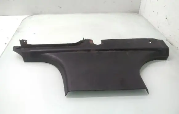 Land Rover Freelander (B) pillar trim (bottom)