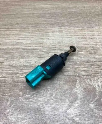 Peugeot 307 Brake pedal sensor switch 9650688480