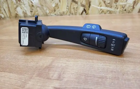 Volvo V70 Wiper control stalk 31264354 J6R3A