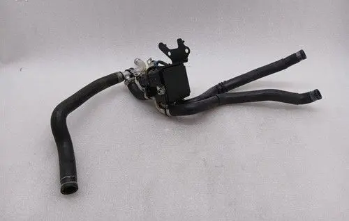 Ferrari 458 Coolant heater control valve 67444900