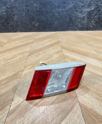 Chevrolet Epica Tailgate rear/tail lights