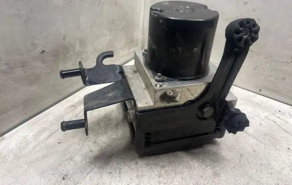BMW 5 E60 E61 ABS Pump 3451677467301
