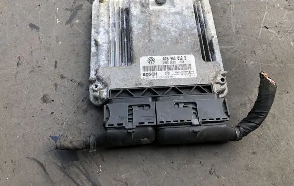 Volkswagen Phaeton Engine control unit/module 070906016B