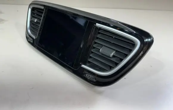 Chrysler Pacifica Radio/CD/DVD/GPS head unit 6EC071X9AB 68401447AB P68316174AB