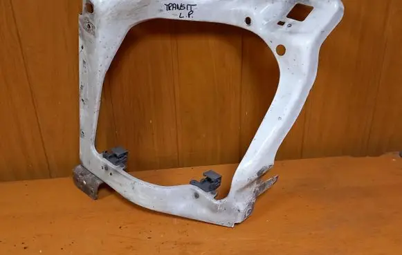 Ford Transit Headlight/headlamp mounting bracket 7C1113K020A