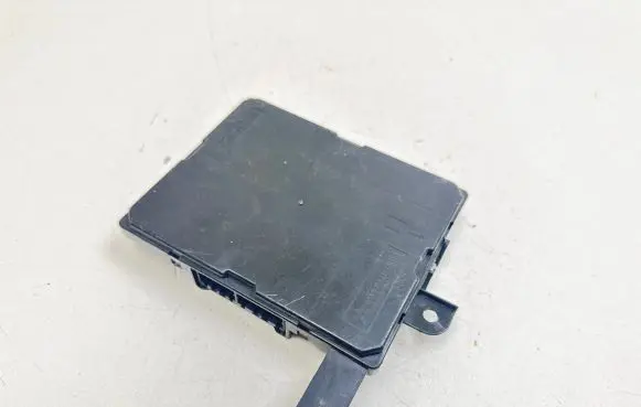 Mitsubishi Outlander Fuse module