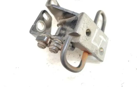 Volkswagen Golf V Rear door upper hinge 1K4833411H